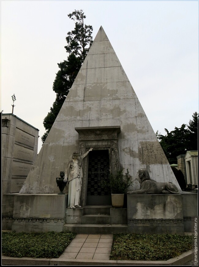 Место тишины и безмятежности в Милане — Cimitero monumentale