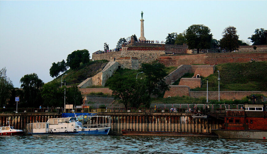 Вид на крепость с реки