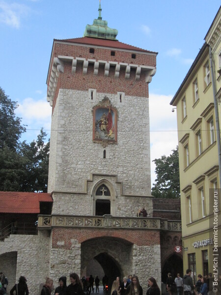 Флорианские ворота на въезде в Старый город