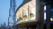 Изначально магазин был задуман как пространство, где люди могут встречаться, общаться, отдыхать. Точнее наверное назвать этот магазин, торговый центр, его архитектура: 57-ми метровый фасад и балкон позволяют наблюдать небоскреб Бурдж Халифа и знаменитый фонтан Дубая.