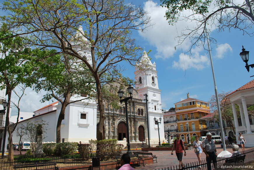 Кафедральный собор Панама сити.