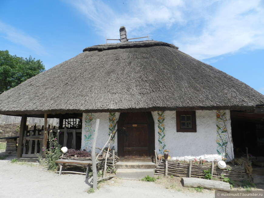 Музей «Запорожская сечь» и выступление казаков