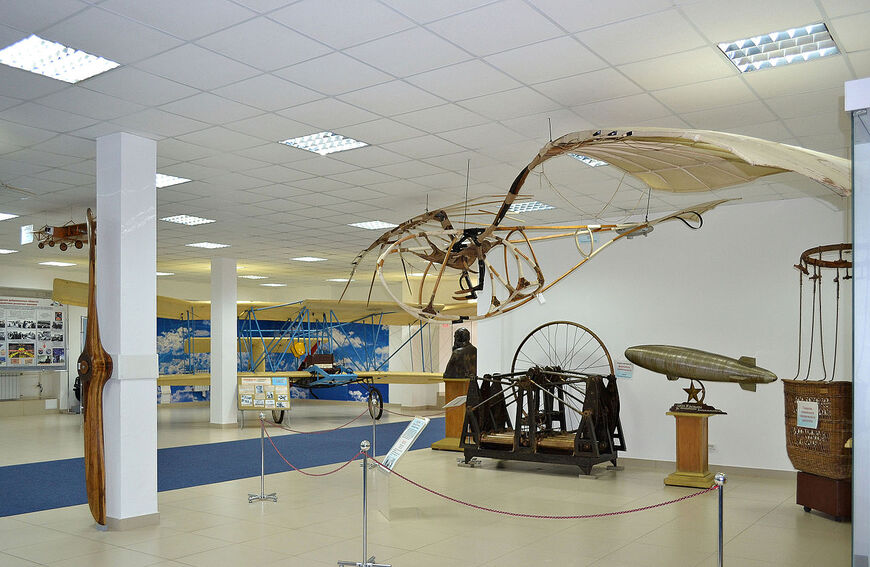 Второй зал Центрального музея ВВС РФ