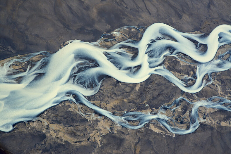 Исландия с высоты птичьего полета: захватывающие фото фантастической страны