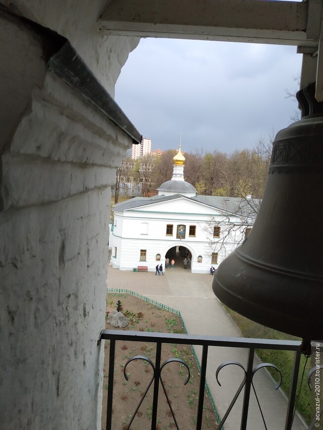 В Борисоглебском монастыре Дмитрова...