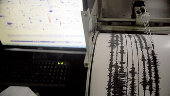 В Японии произошли два сильных землетрясения с разницей в час