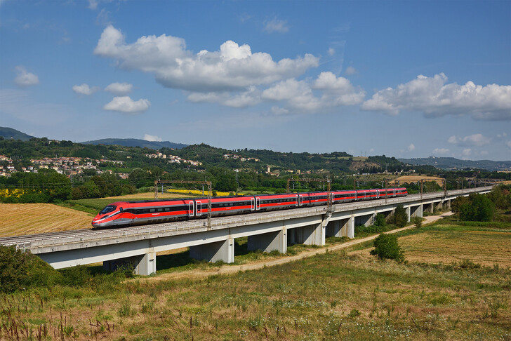 Поезд Frecciarossa