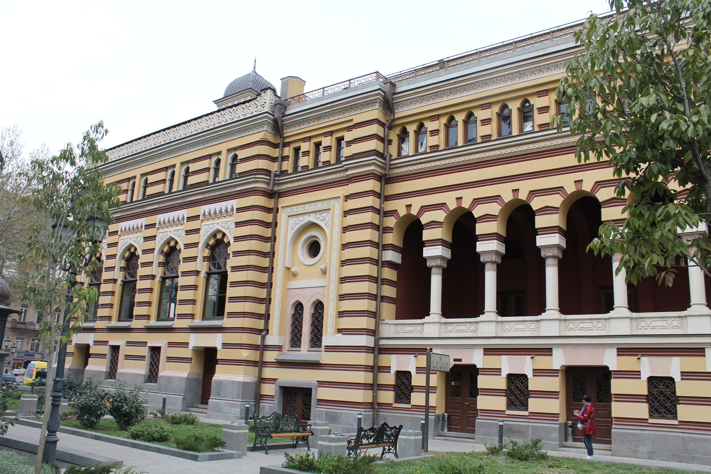 Оперный театр в тбилиси