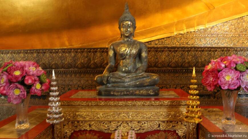 Храм Лежащего Будды (Ват Пхо)