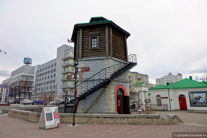 Водонапорная башня, построенная в 1880-е годы. Сейчас здесь располагается экспозиция «Метальная лавка».