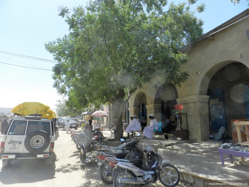 Чад. Ч - 6. Абеше — бывшая столица султаната Вадаи