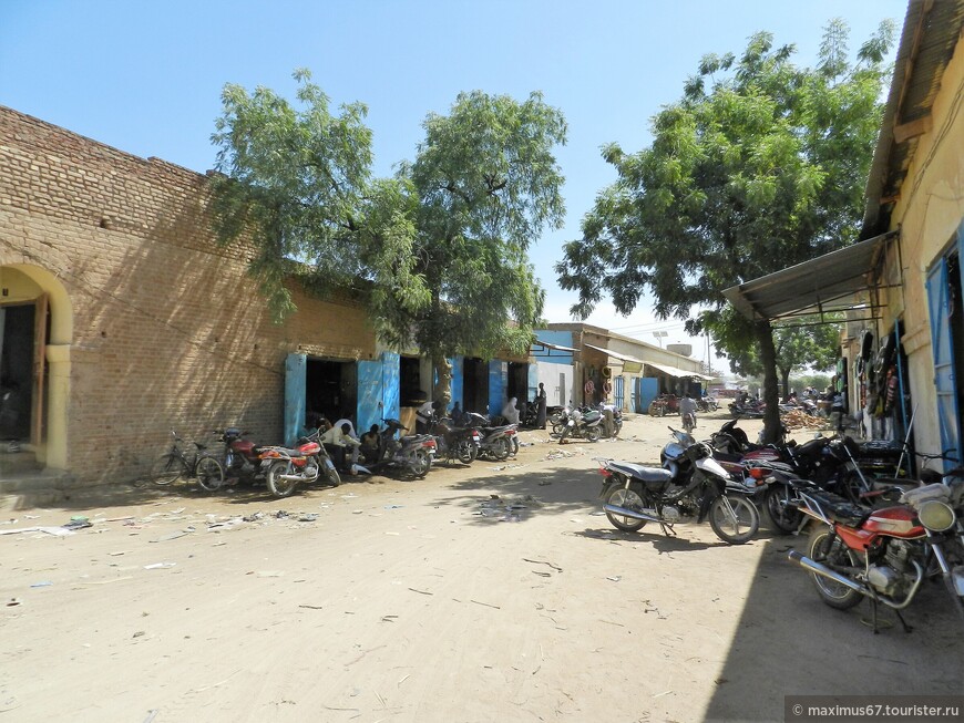 Чад. Ч - 6. Абеше — бывшая столица султаната Вадаи