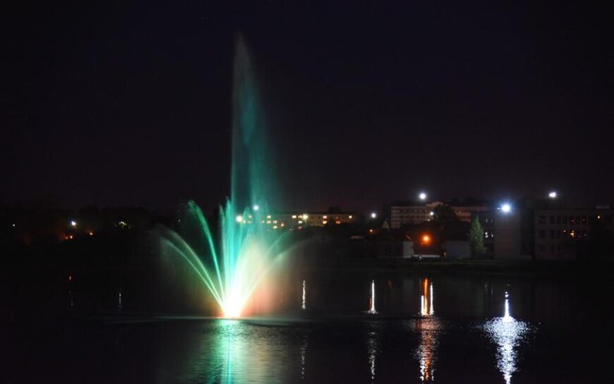 Плавающий фонтан в Барановичах