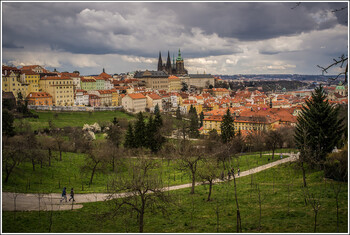На майские праздники Прага стала самым популярным направлением у туристов из РФ 