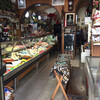 Флоренция, типичная гастрономия на флорентийской улочке, куда можно зайти и перекусить!
экскурсии по Флоренции с частным индивидуальным гидом на русском языке