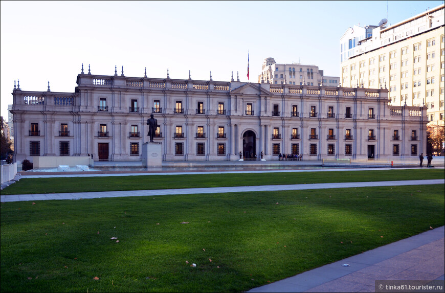 Дворец Ла-Монеда — святая святых истории Чили