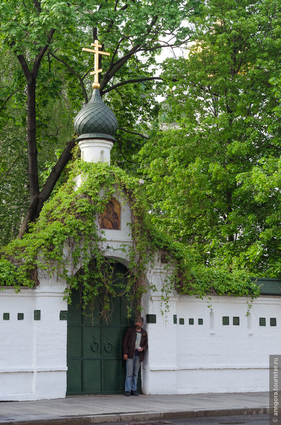 Зелёный уголок в центре Москвы