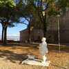 Сиена, площадь Св Августина с современными скульптурами, экскурсии по Флоренции и Тоскане с частным индивидуальным гидом на русском языке