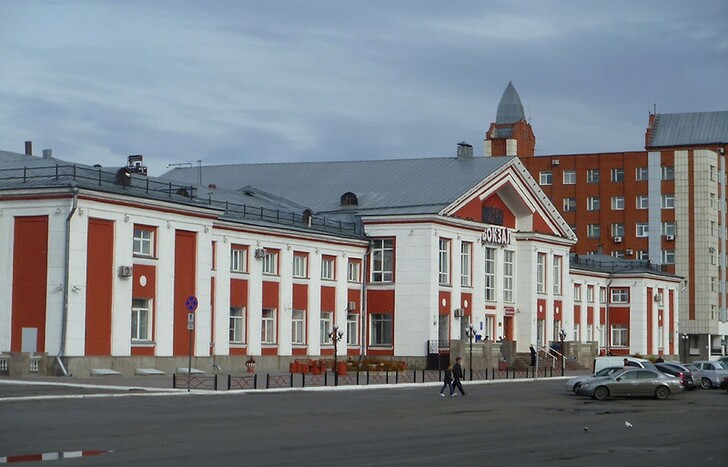 Железнодорожный вокзал Барнаула