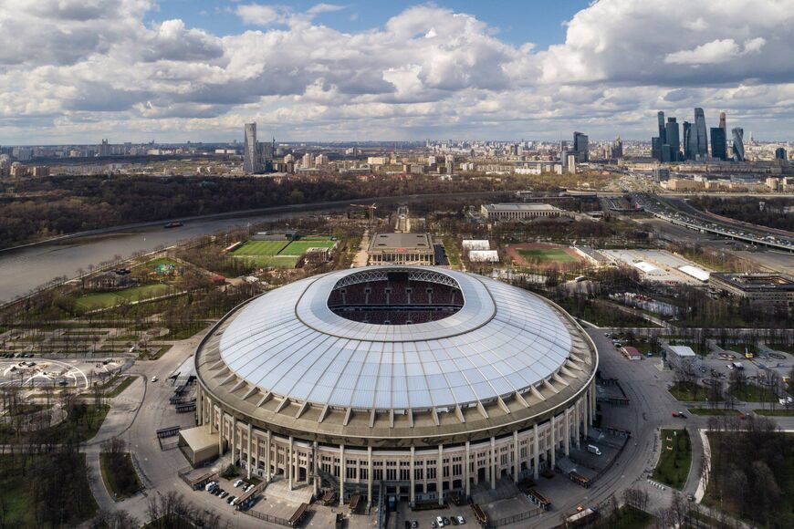 Большая спортивная арена в Лужниках