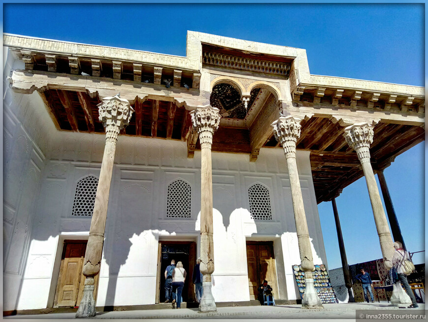 Джума-Мечеть в Арке