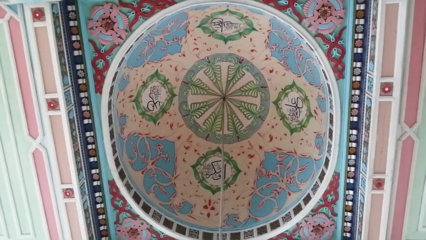 Мечеть «Орта Джаме» в Батуми