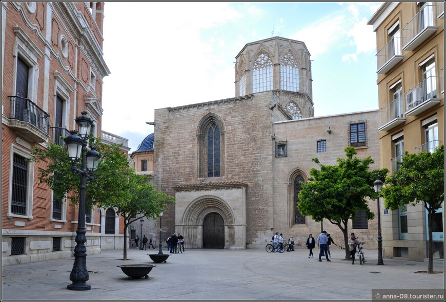 Валенсия. Достопримечательности исторического центра и порт