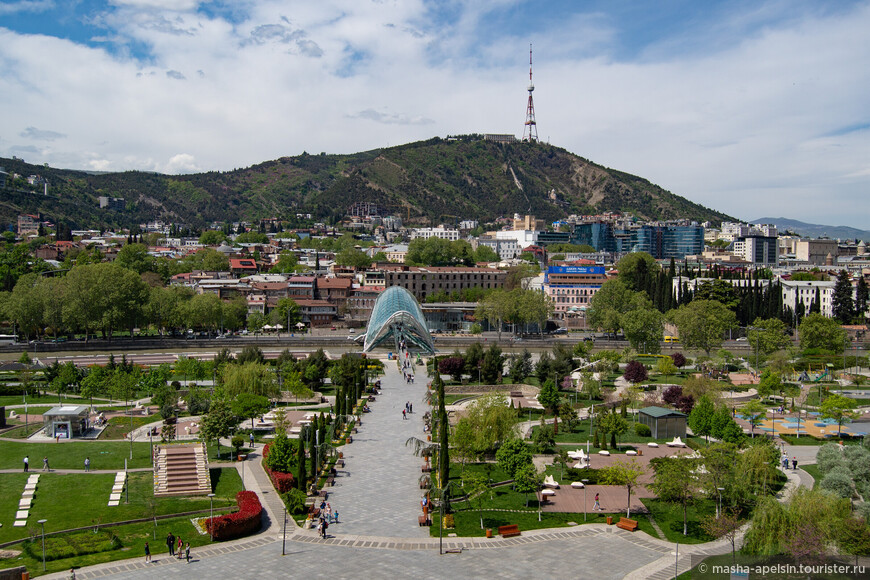 Грузия (день 10). Тбилиси: холм Сололаки, район Абанотубани