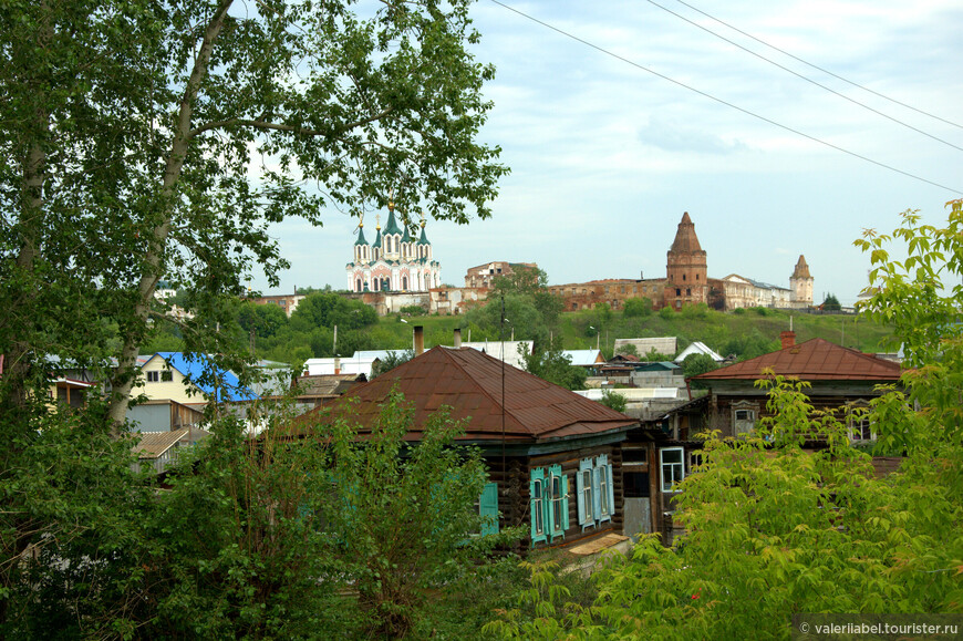 Города на Исети: Далматово и Шадринск