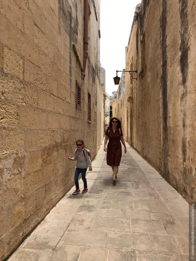 Учебный отпуск на Мальте, часть 1: как мы с дочкой отправились учить английский и познакомились с островом