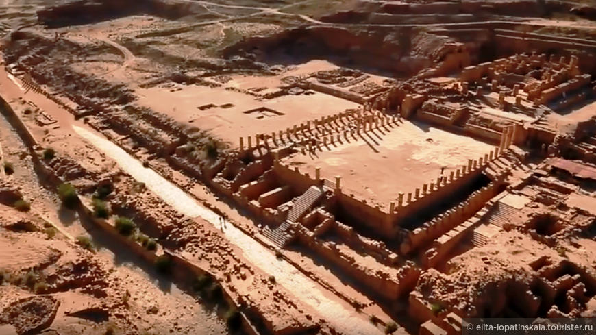 Снимок из коллекции National Geographic - History Documentary Nova: Petra, Lost City of Stone. 