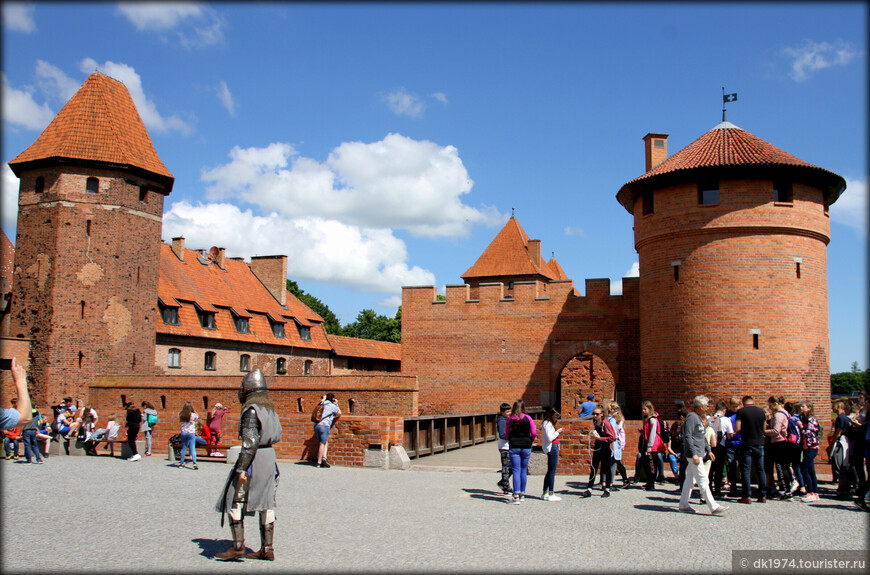 Мариенбург - крупнейший замок мира 