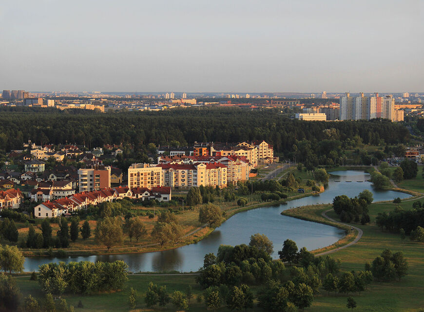 Вид на элитный жилой район Минска