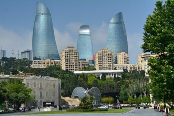 Турпоток в Азербайджан вырос на 8%