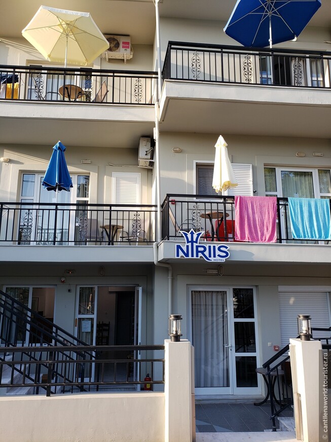 Отель Нириис