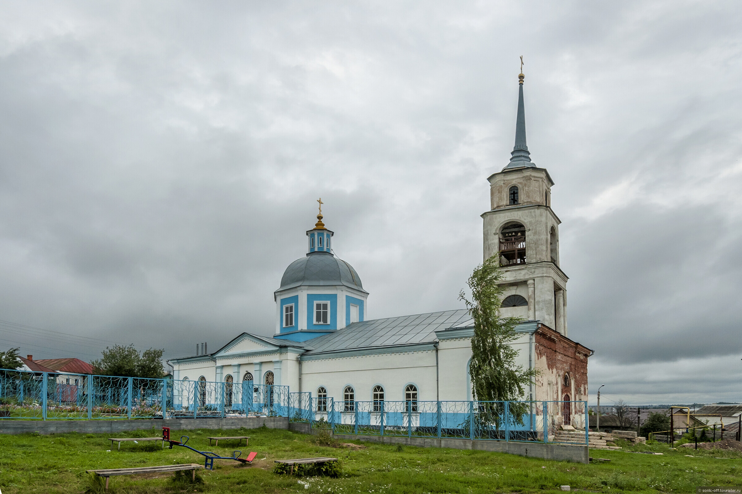 Слобода липецкая область. Храм Рождества Богородицы Елец. Церковь Рождества Пресвятой Богородицы Елец. Храм п Елецкий Елецкий район. Аргамаченская Слобода Елец.