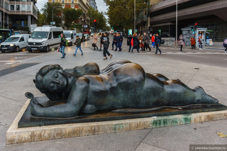 Мадрид, одна из скульптур Фернандо Ботеро