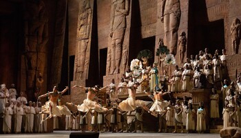 Туристы раскупили билеты на оперу Верди «Аида» в Луксоре
