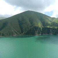 Озеро Кезеной-Ам и его окрестности