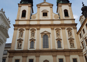 Вена, церкви - Иезуитская церковь