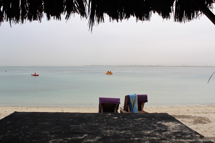 Пляжный отдых на острове Аль Дар