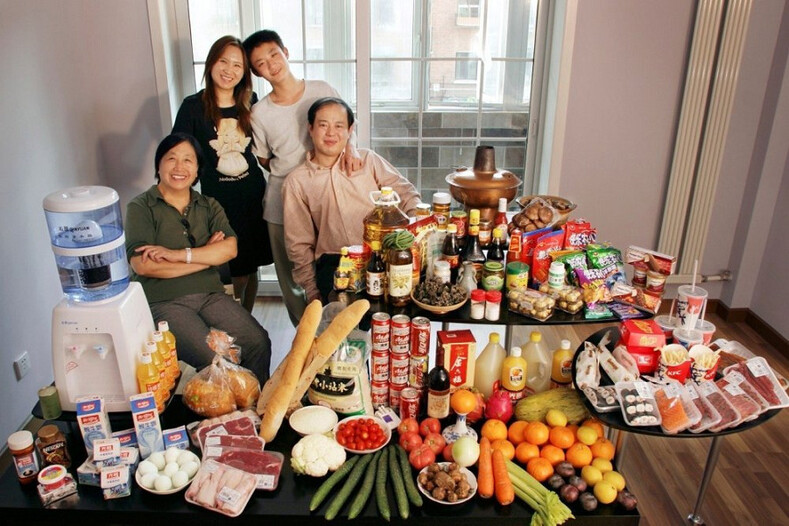 Фотопроект: что едят семьи в разных странах мира