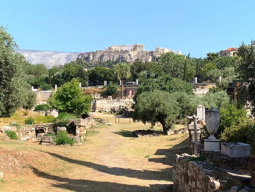 Вид от храма Гефеста на Акрополь