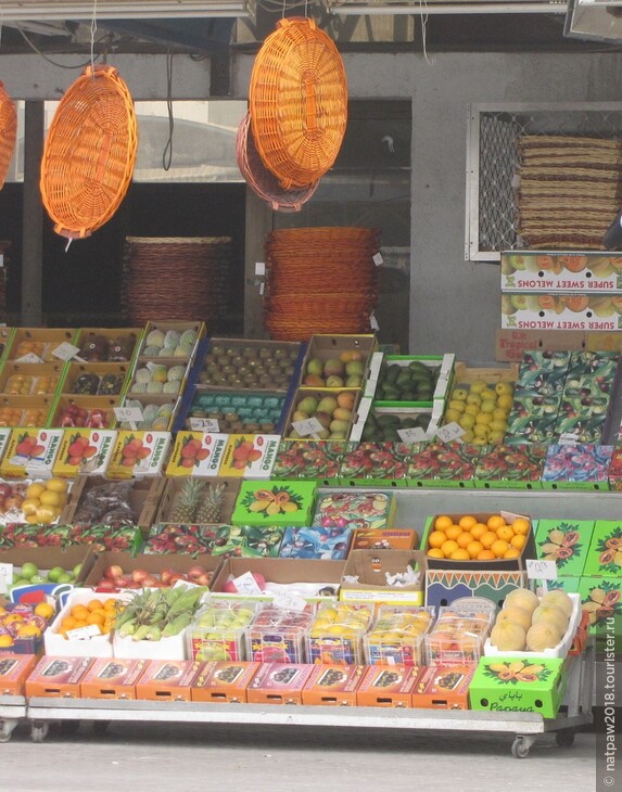 Рынок в Абу- Даби — Al Mina