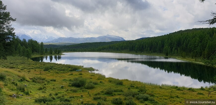 Озеро Киделю на подъёме на Улаганский перевал