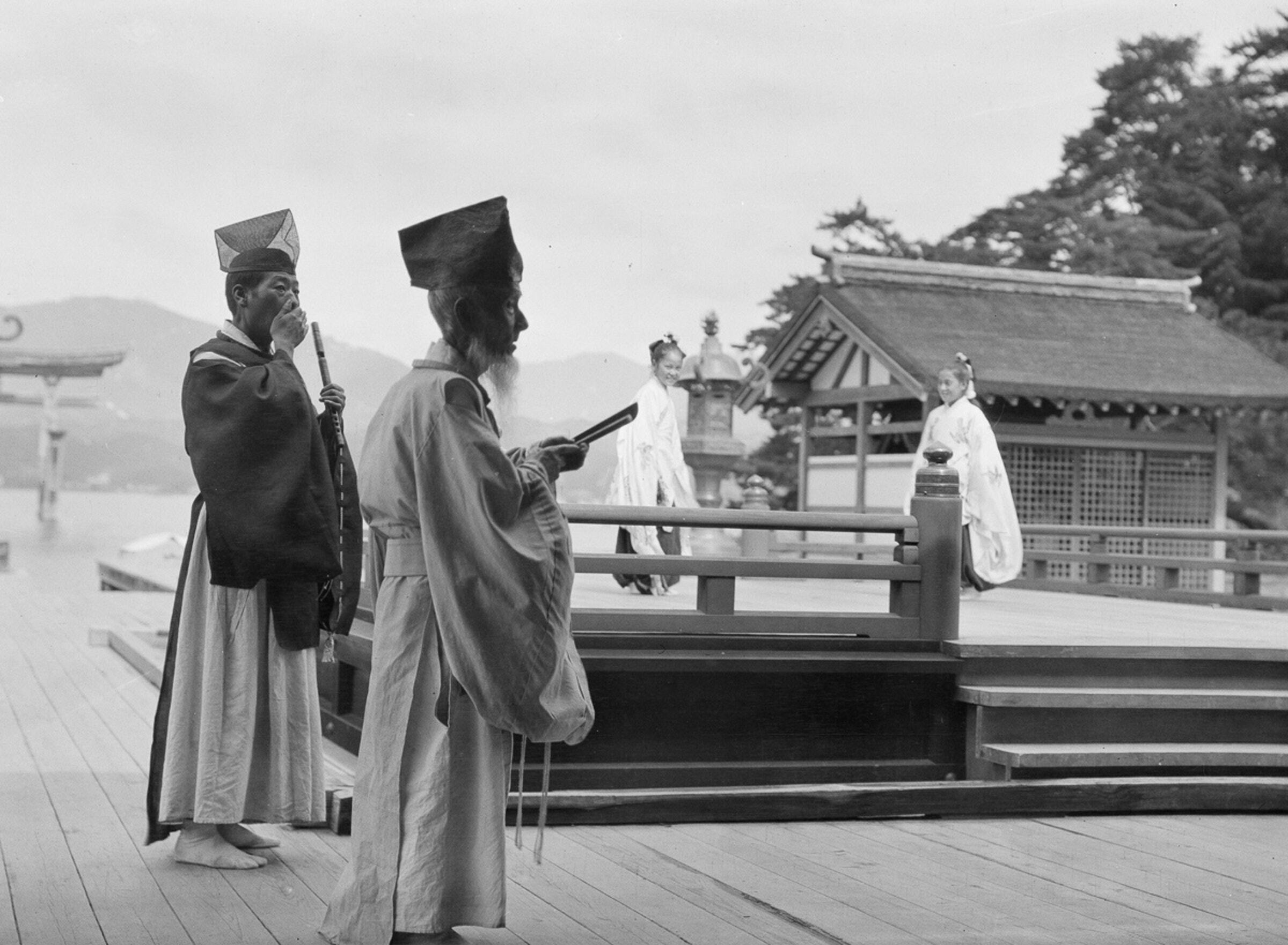 Сидони в японии. Япония эпохи Мэйдзи. Эра Мэйдзи в Японии. Япония 20 века.