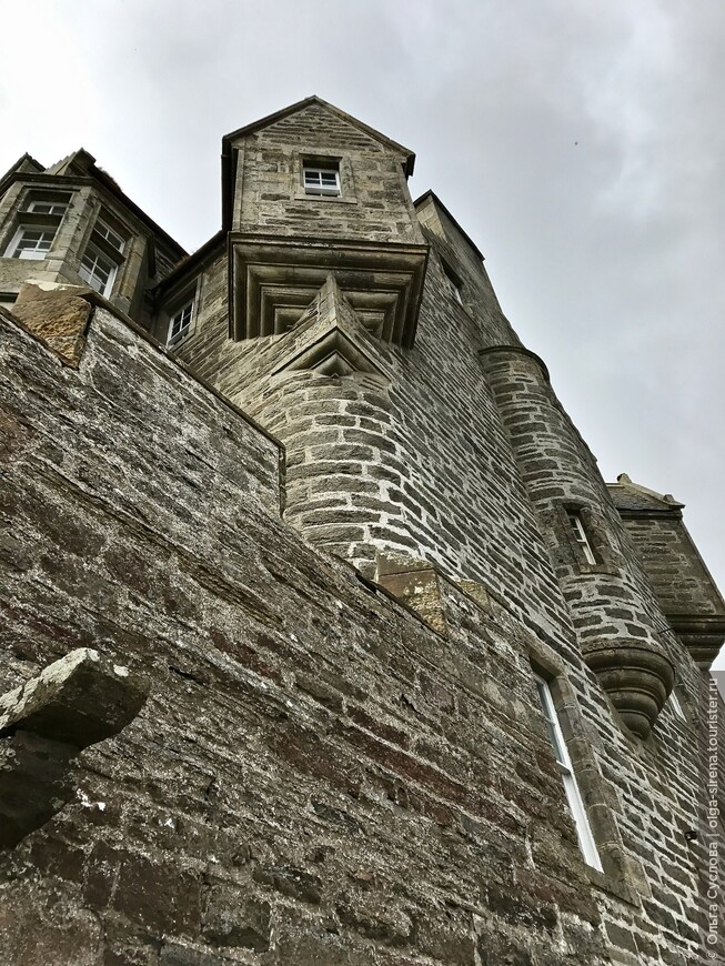 Интересная башенка замка Акерджил