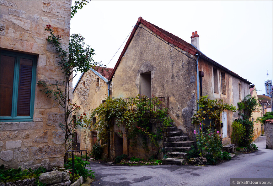 Из цикла Маленькая Бургундия — Флавиньи-сюр-Озрен и Аббатство Фонтене