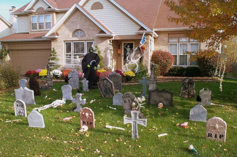 11 фото настоящего Хэллоуина: как американцы украшали свои дома к празднику