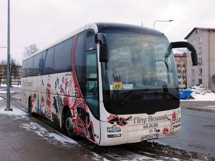 Автобус Санкт-Петербург — Вологда